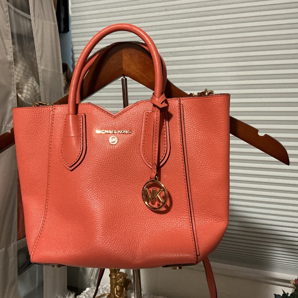 Woman’s crossbody bag by Michael Kors